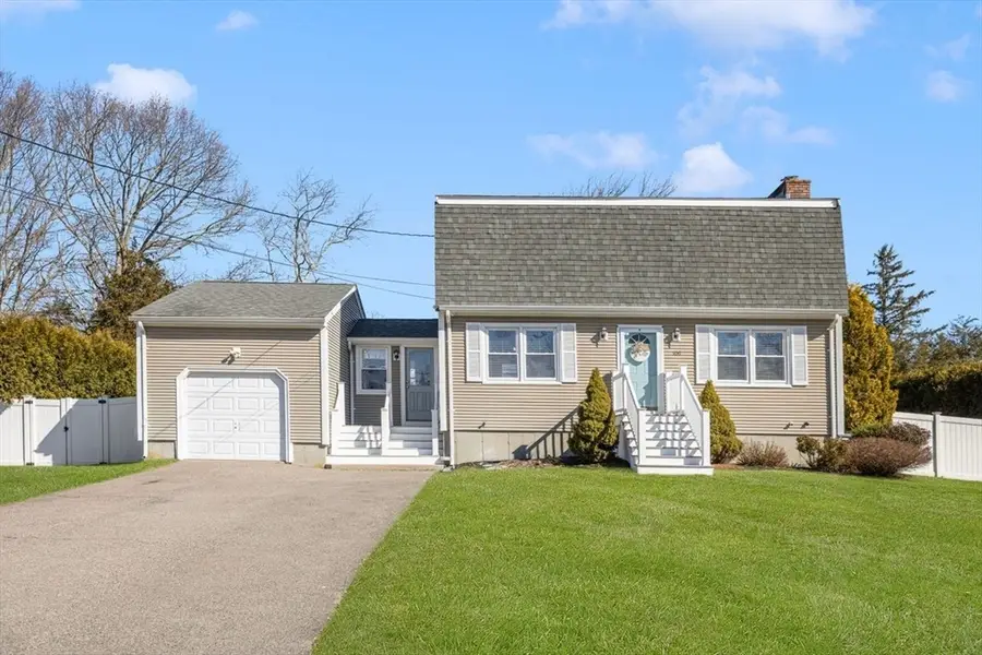 100 Evergreen Dr, Swansea, MA 02777 - #2