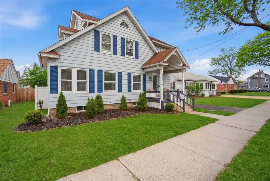 156 Farnsworth St, Chicopee, MA 01013 - #2