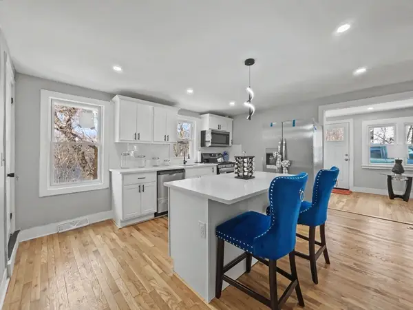 365-367 Water St, Springfield, MA 01151