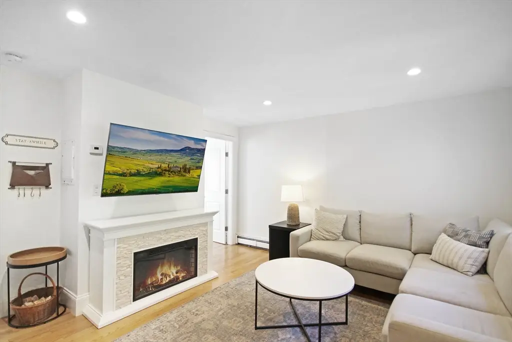 12 Salem Street Ave #2, Boston, MA 02129 - #1