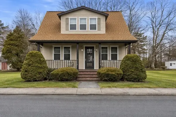 41 Fremont St, Taunton, MA 02780
