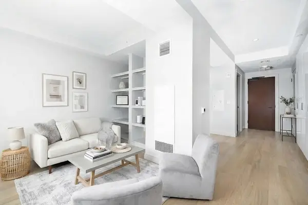 135 Seaport Blvd #718, Boston, MA 02210