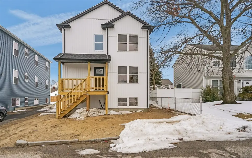 19 Newbury St, Providence, RI 02904 - #1