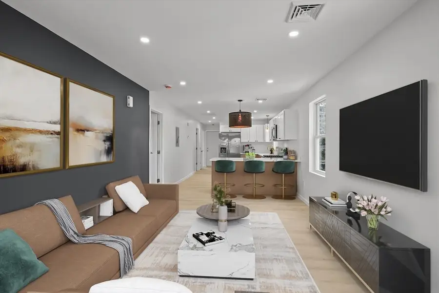 19 Newbury St, Providence, RI 02904 - #2