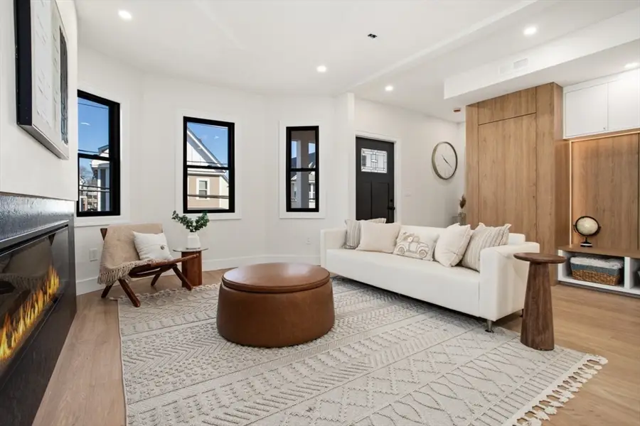 10 Bartlett St #2, Somerville, MA 02145 - #2