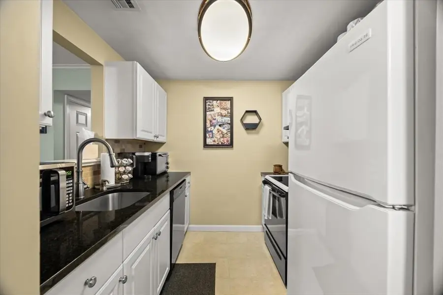 59 Linden Street #307, Taunton, MA 02780 - #3