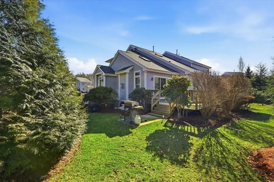 8 Country Cir #8, Norton, MA 02766 - #2