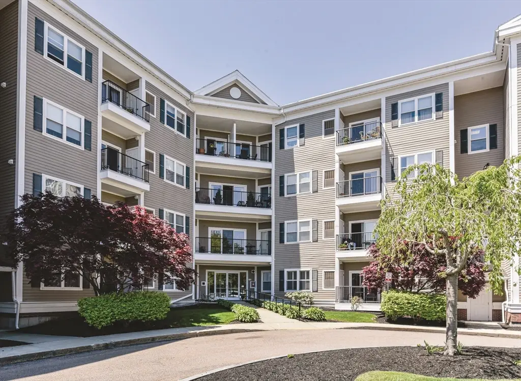 989 East St #402, Dedham, MA 02026 - #1