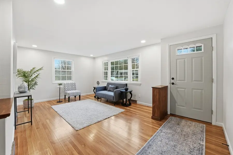 22 Fairhaven Dr, East Longmeadow, MA 01028 - #3