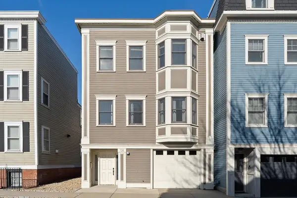 138 W 3rd St, Boston, MA 02127