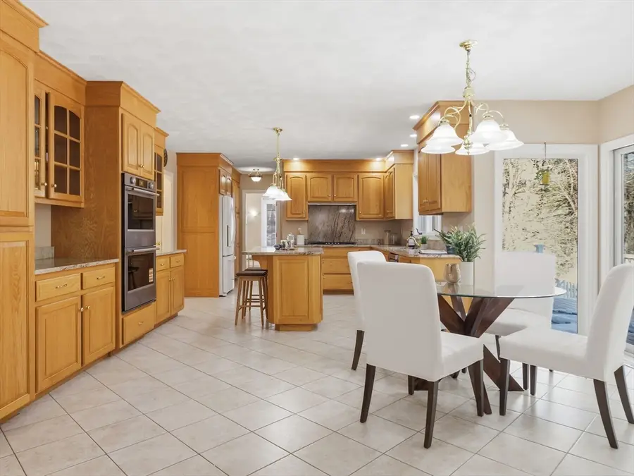 2 Pipers Gln, Andover, MA 01810 - #3