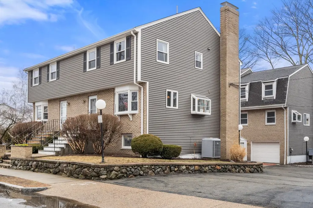 1 Circuit Lane #D, Watertown, MA 02472 - #1