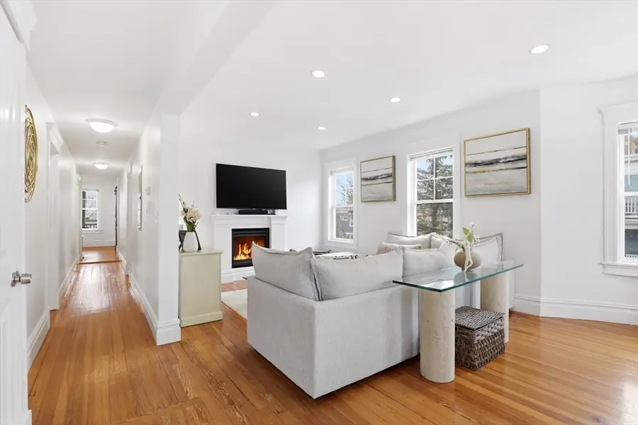 50 Rosemont St #3, Boston, MA 02122 - #3