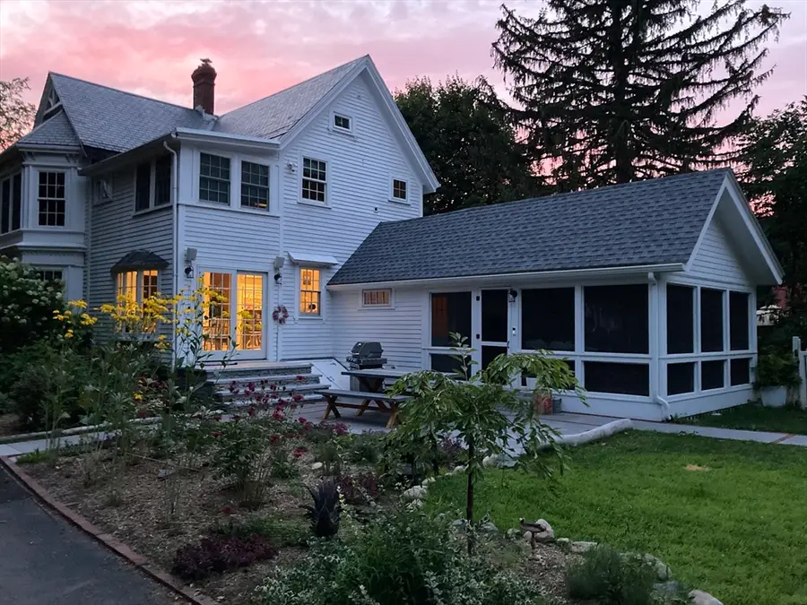 674 Webster St, Needham, MA 02492 - #2