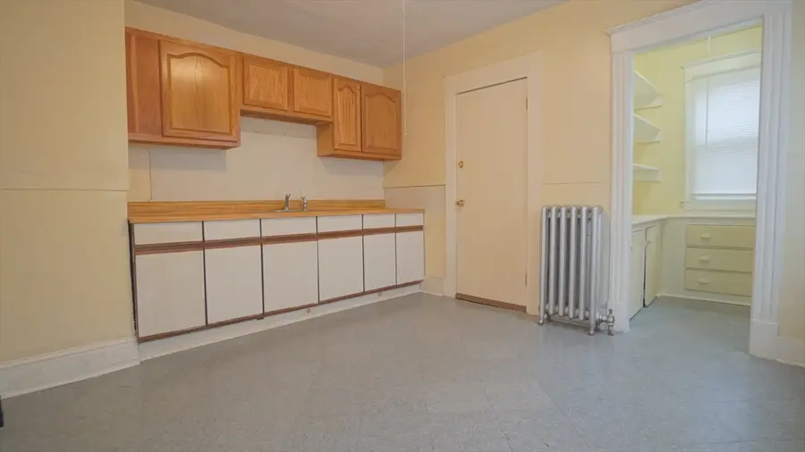 75-77 Sycamore St, Springfield, MA 01109 - #3