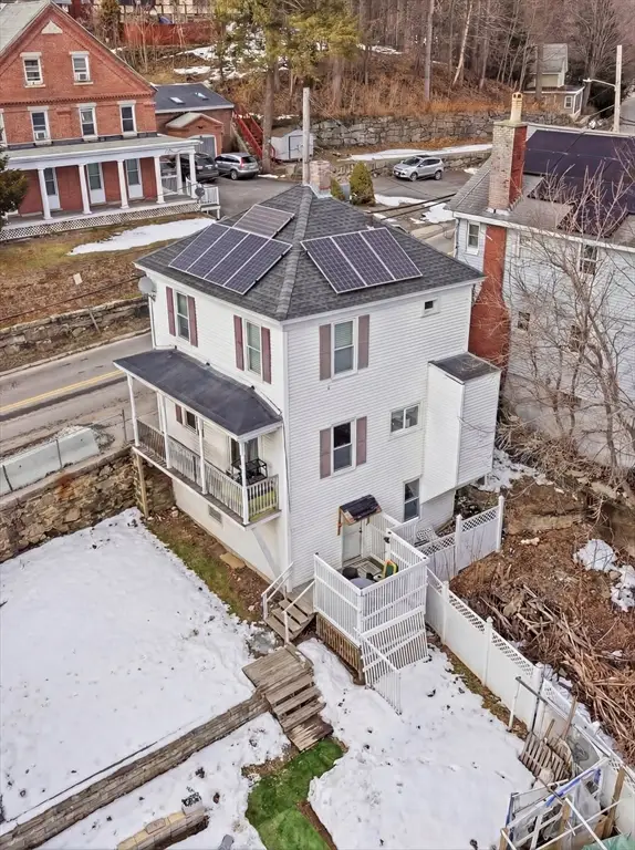 33 Pearl St, Fitchburg, MA 01420 - #3