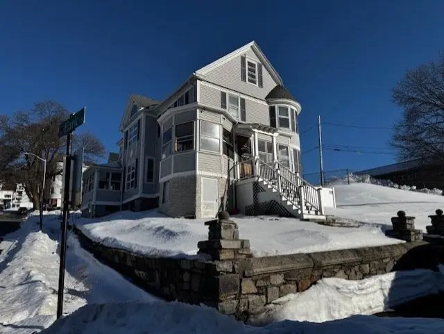 15 Edward St, Worcester, MA 01605 - #1