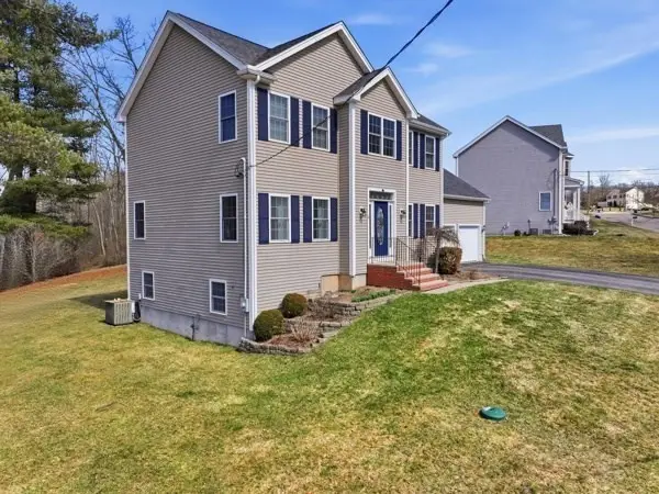 6 Laura Dr., Attleboro, MA 02703 - #2