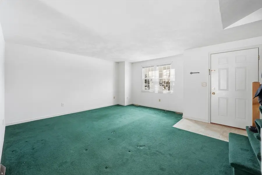 551 Hildreth St #21, Dracut, MA 01826 - #3