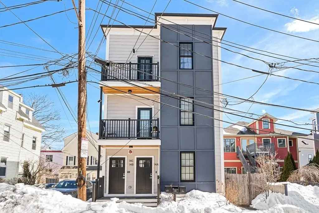 14 Carlton St #B, Somerville, MA 02143 - #1