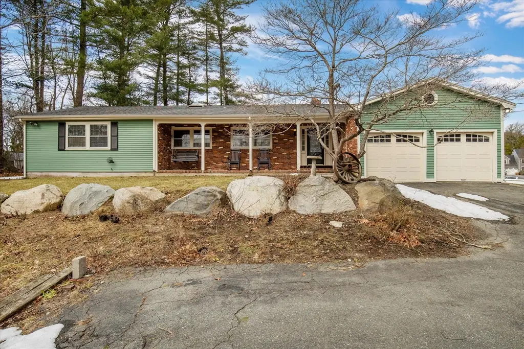 5 Lynn Lee Ter, East Bridgewater, MA 02333 - #1