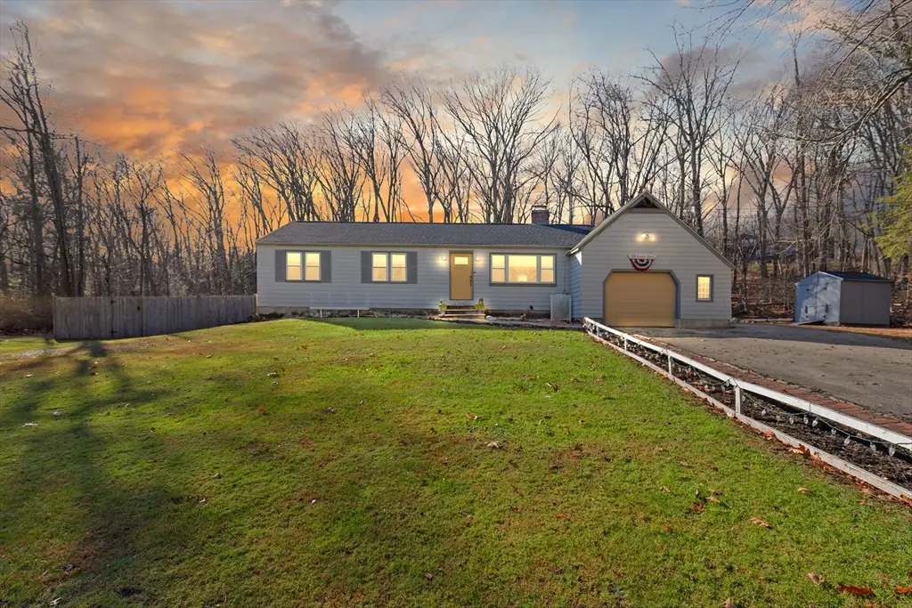 55 Thomas Dr, Chelmsford, MA 01824 - #1