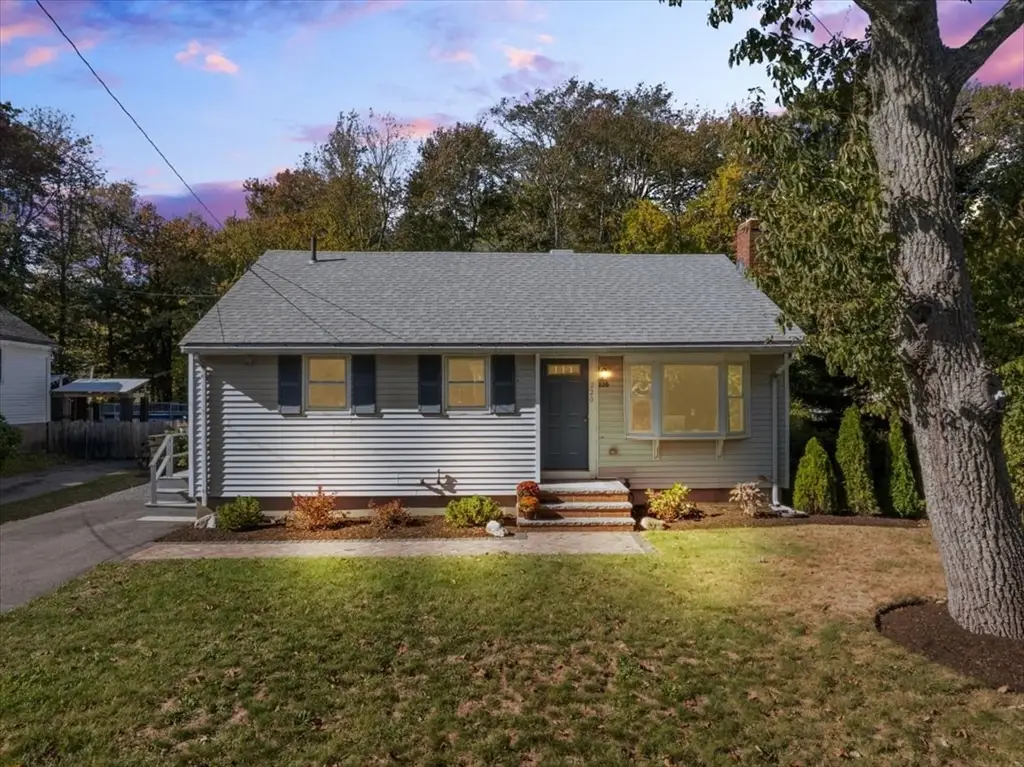 220 Weymouth St, Holbrook, MA 02343 - #1