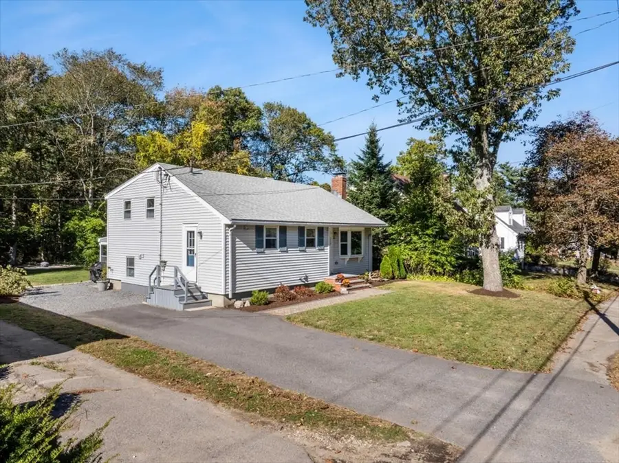 220 Weymouth St, Holbrook, MA 02343 - #3