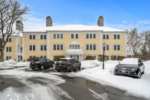 1 Riverview Blvd #1:209, Methuen, MA 01844