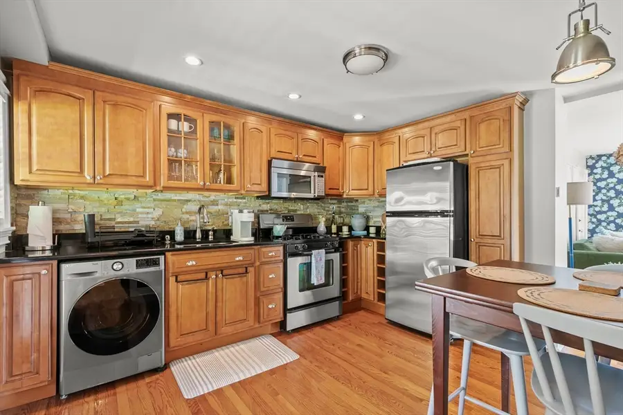 442 Commercial St #2, Provincetown, MA 02657 - #2