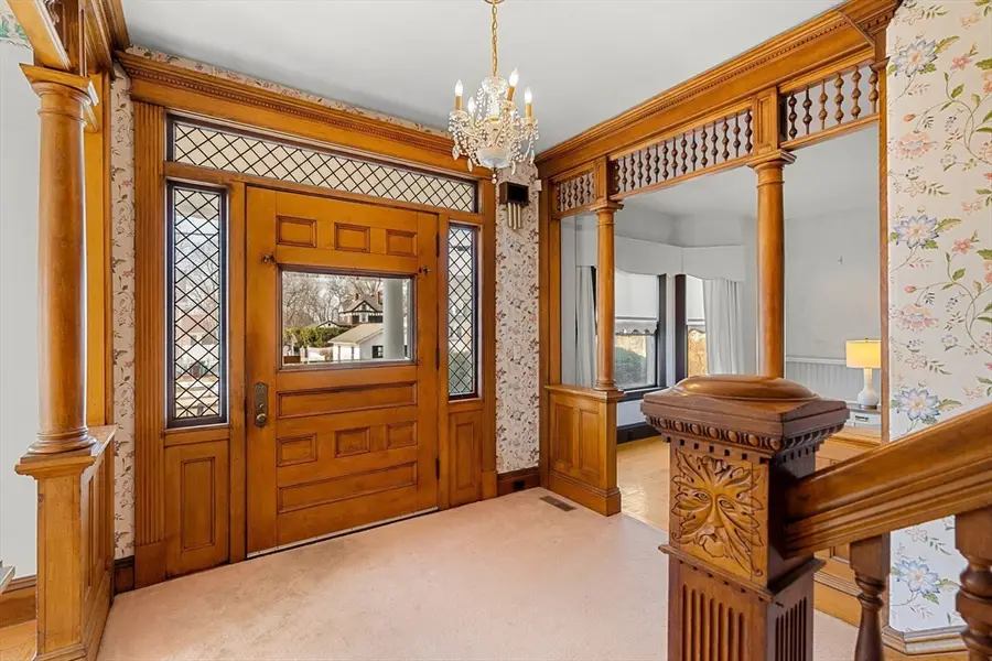 118 Sanders Ave, Lowell, MA 01851 - #3