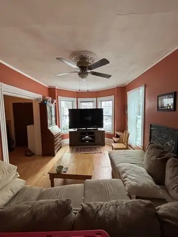 29 Gilman St, Somerville, MA 02145 - #2