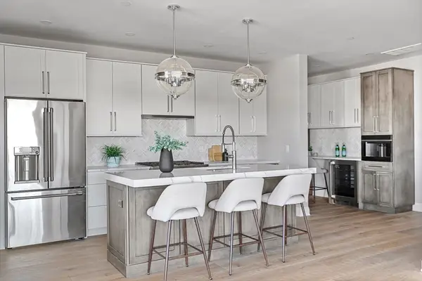 44 Ellery St #PH1, Boston, MA 02127