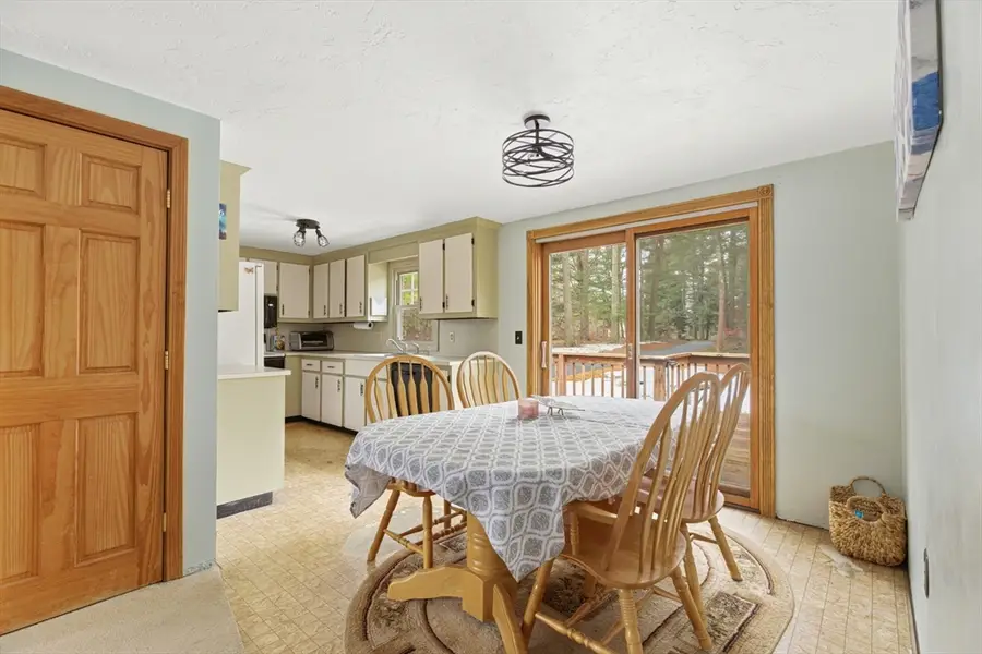 10 Wapping Rd, Kingston, MA 02364 - #3