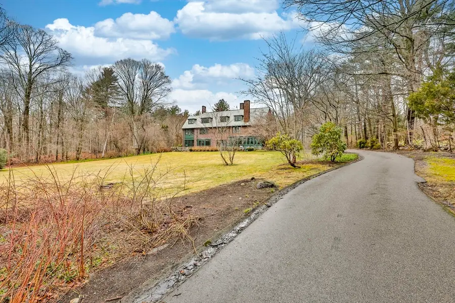 341 Highland St, Milton, MA 02186 - #2