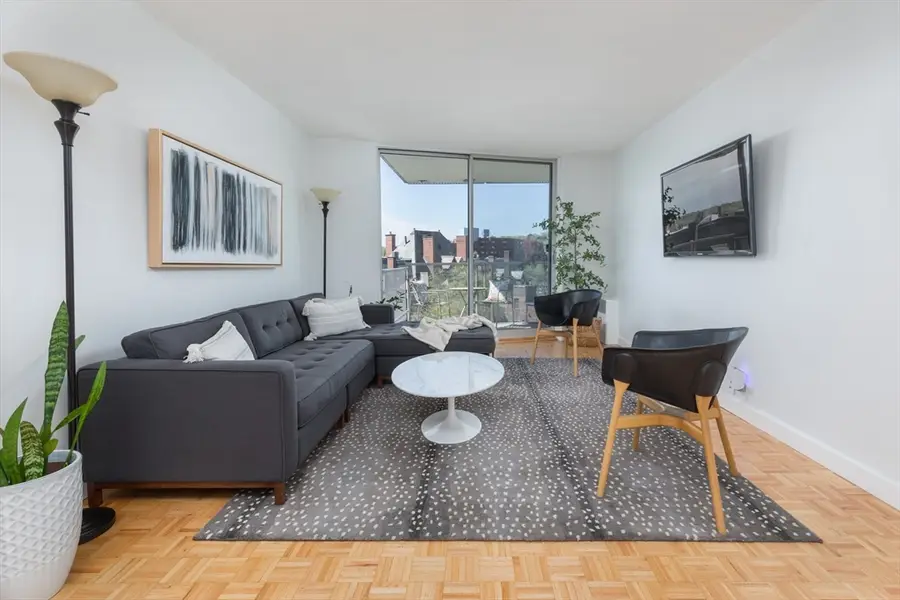 19 Winchester St #711, Brookline, MA 02446 - #3