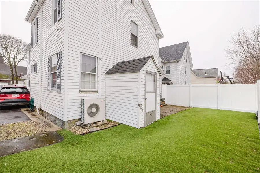 5 State St, Taunton, MA 02780 - #3