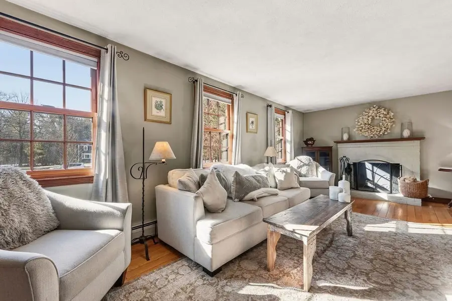 39 Cranberry Ln, South Easton, MA 02375 - #2