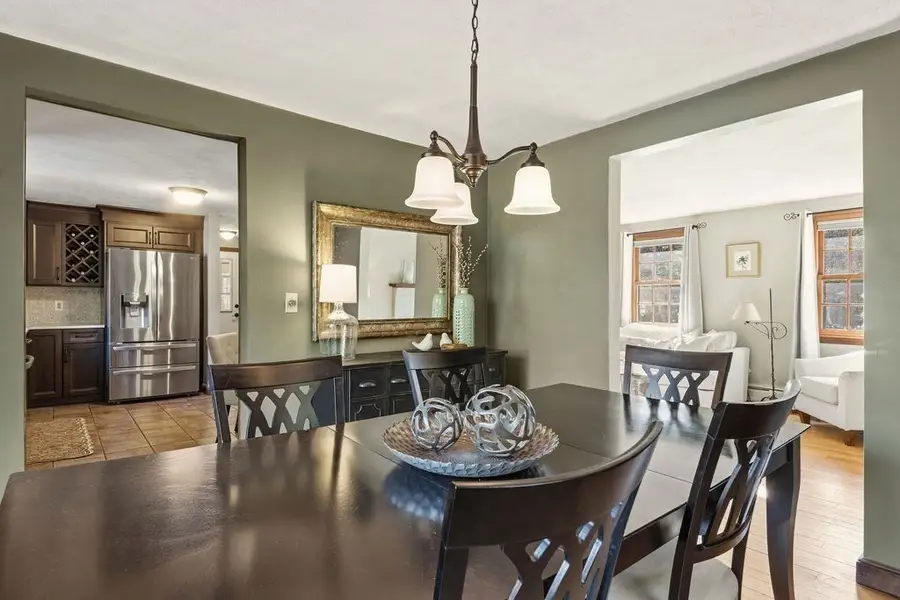 39 Cranberry Ln, South Easton, MA 02375 - #3