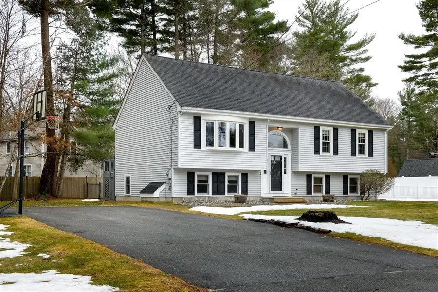 1 Spring Street, Douglas, MA 01516 - #2