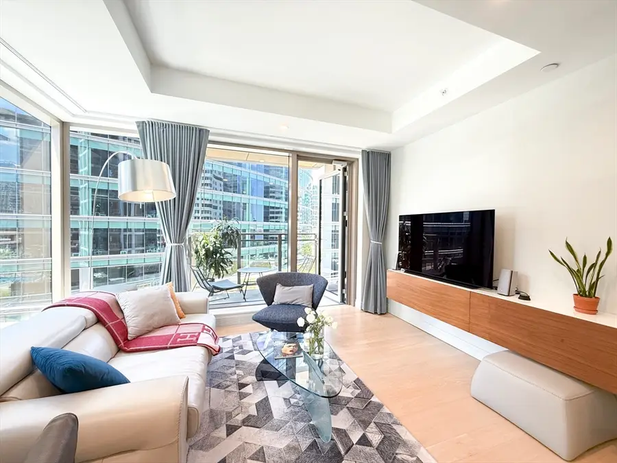 133 Seaport Blvd #803, Boston, MA 02210 - #3