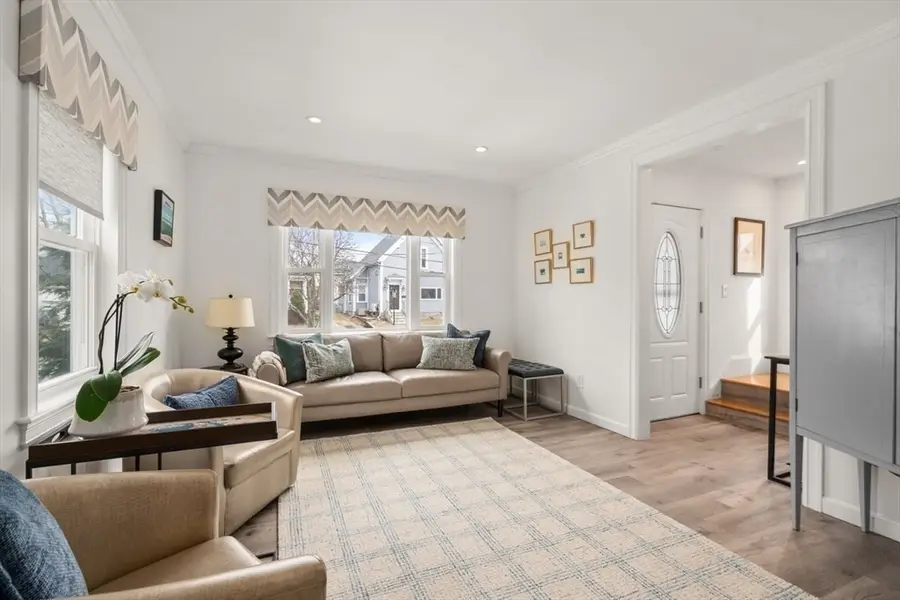 23 Lake St, Natick, MA 01760 - #3