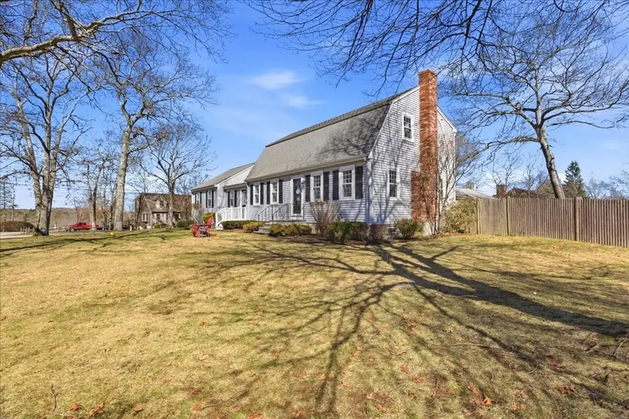 14 Orchard Ave, Kingston, MA 02364 - #3