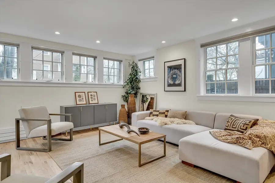 138 Pleasant St #138, Cambridge, MA 02139 - #2