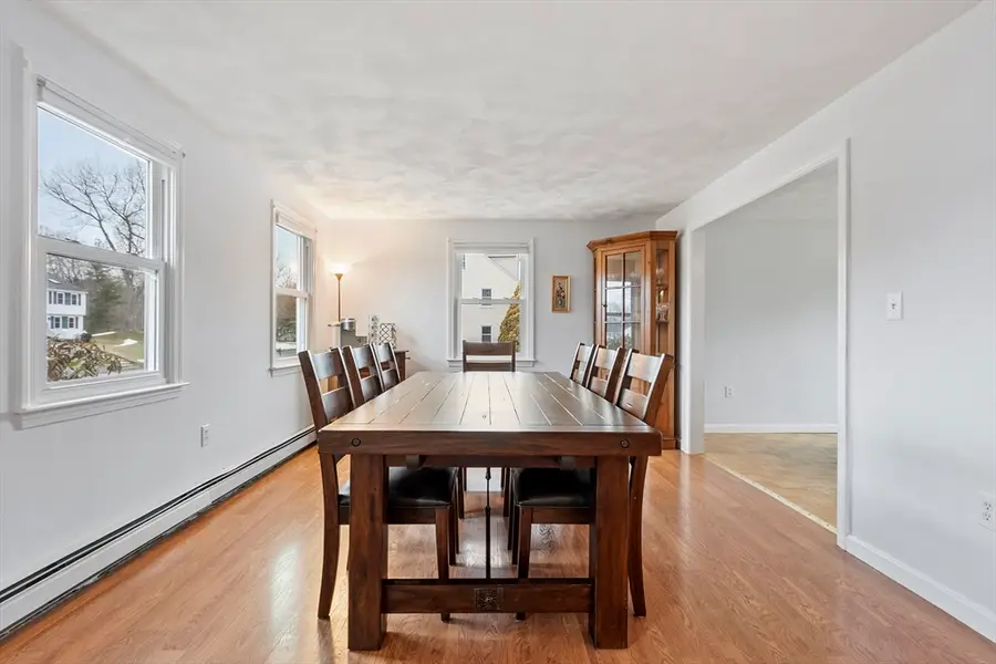 27 Merrimac Dr, Pepperell, MA 01463 - #3