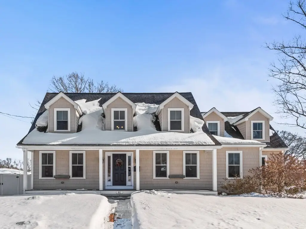 81 Longmeadow Dr, Lowell, MA 01852 - #1