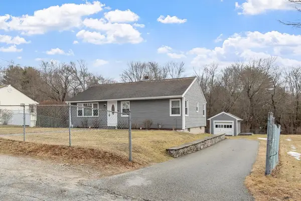 6 Bartlett St, Oxford, MA 01540