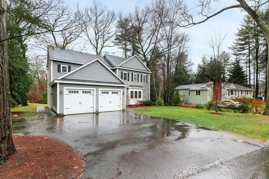 115 Forest St, Reading, MA 01867 - #3