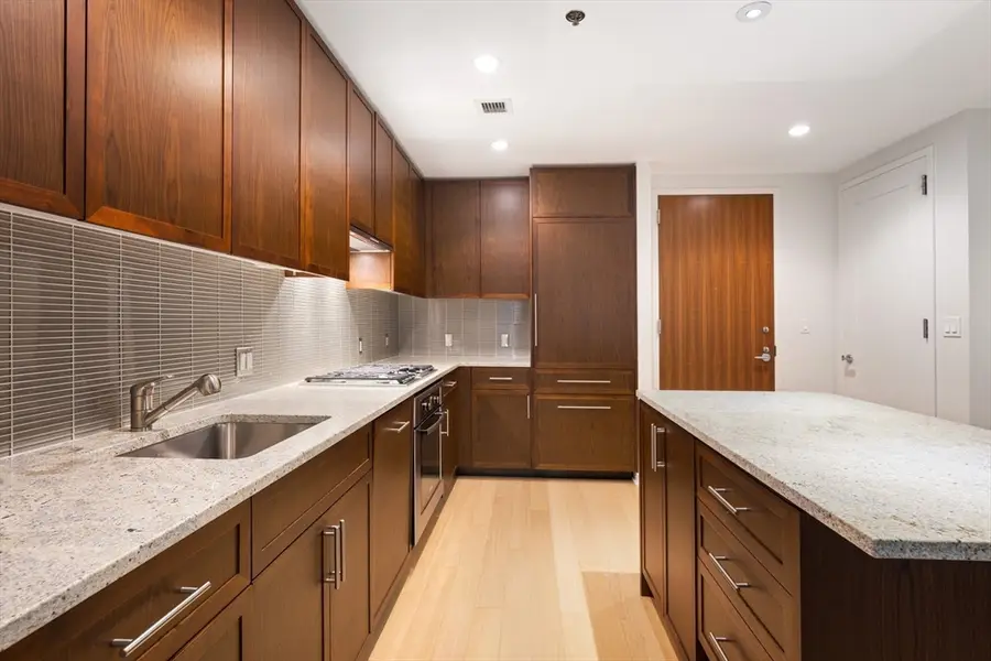 580 Washington #204, Boston, MA 02111 - #3