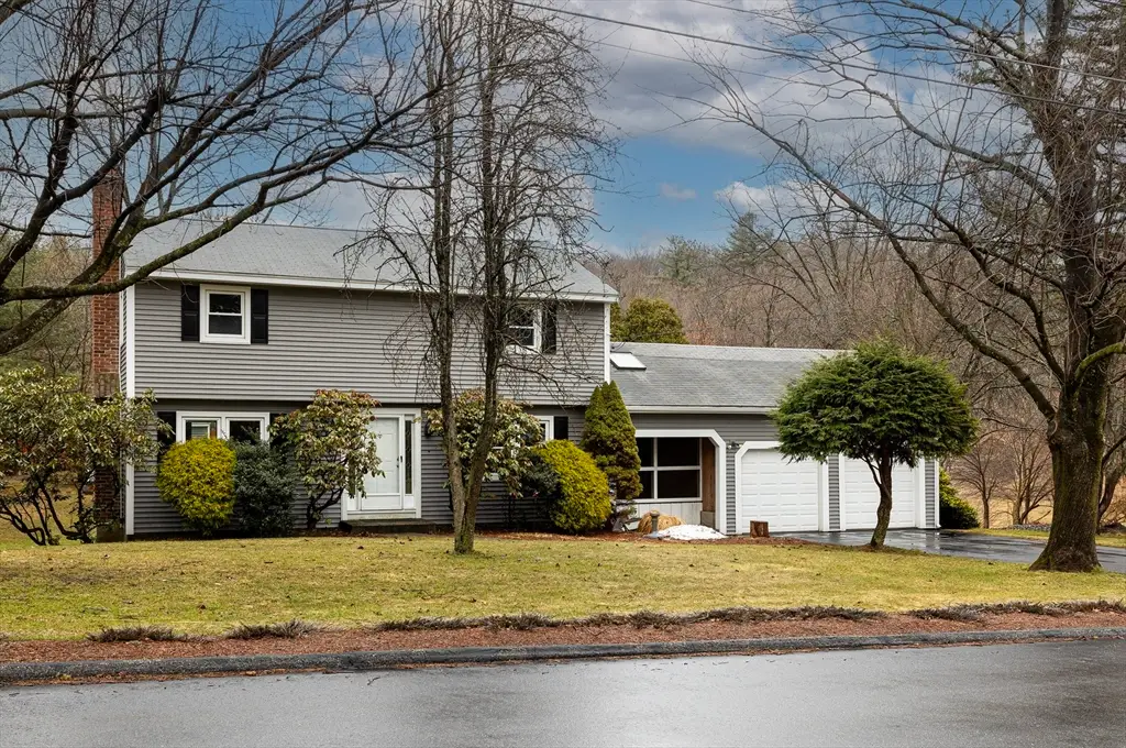 5 Suzanne Ter, North Grafton, MA 01536 - #1